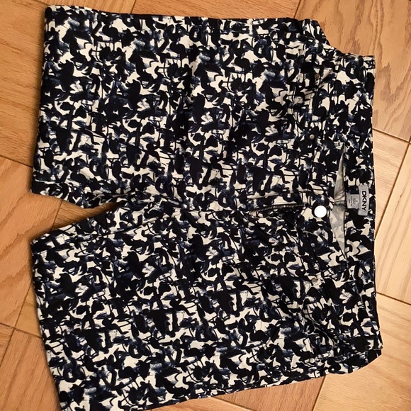 DKNY  Two Color Jeans - Picture 3 of 6